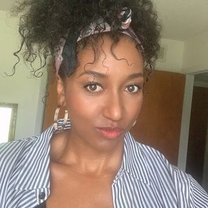 Meet your Posher, Ashely